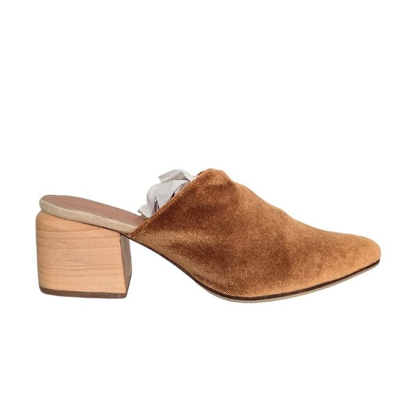 James Smith Velvet Le Point Pointed Toe Mules in Marigold Sz 37 (6) - Picture 2 of 8